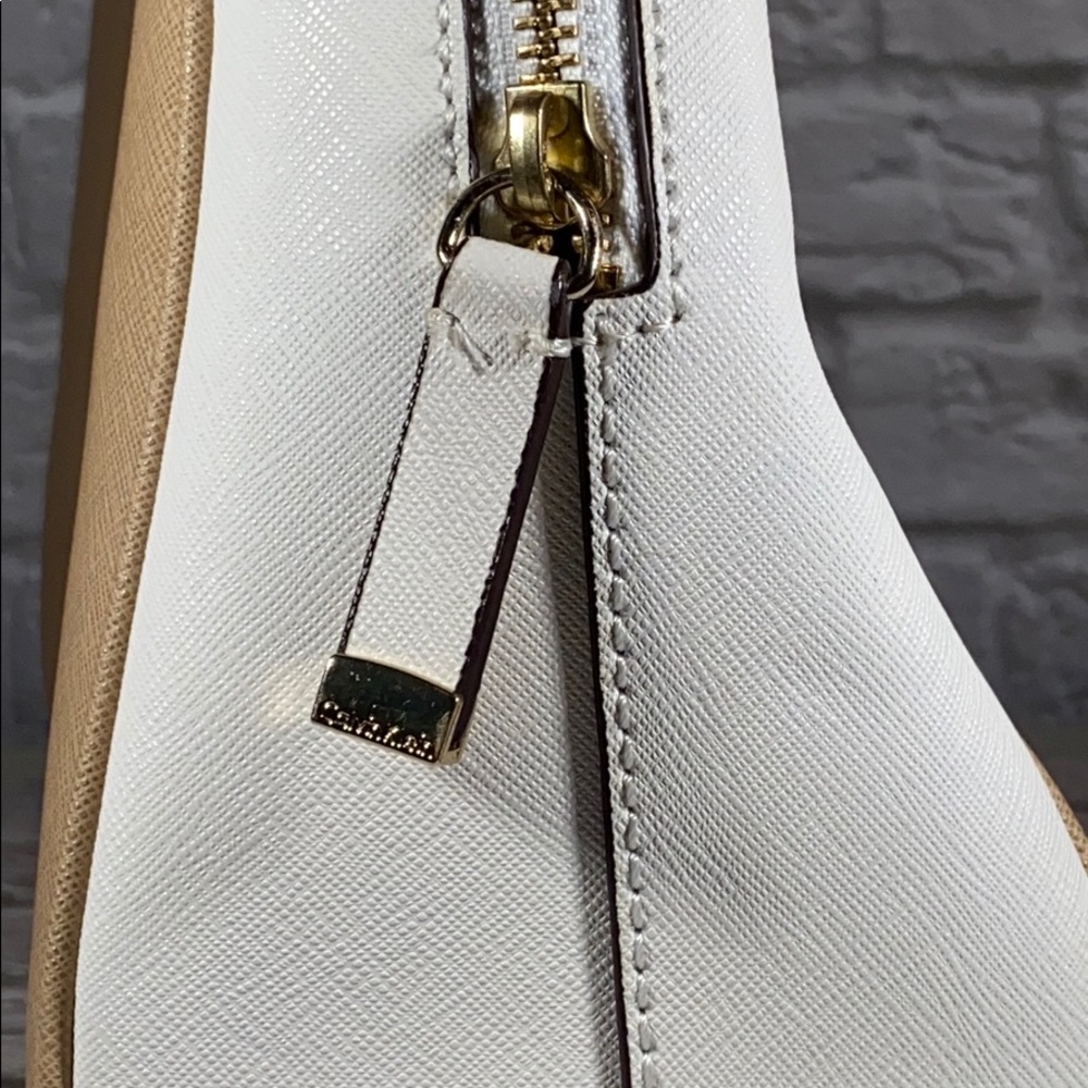Calvin Klein Purse - Picture 5 of 8